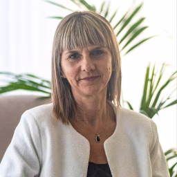 Isabel Ferreira
