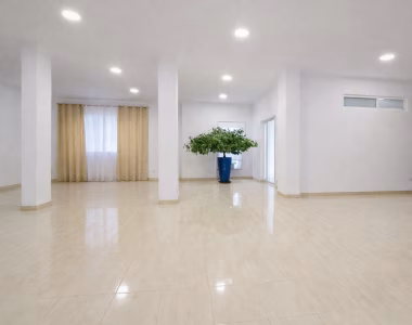 Espaço comercial, no rés-do-chão - foto 4