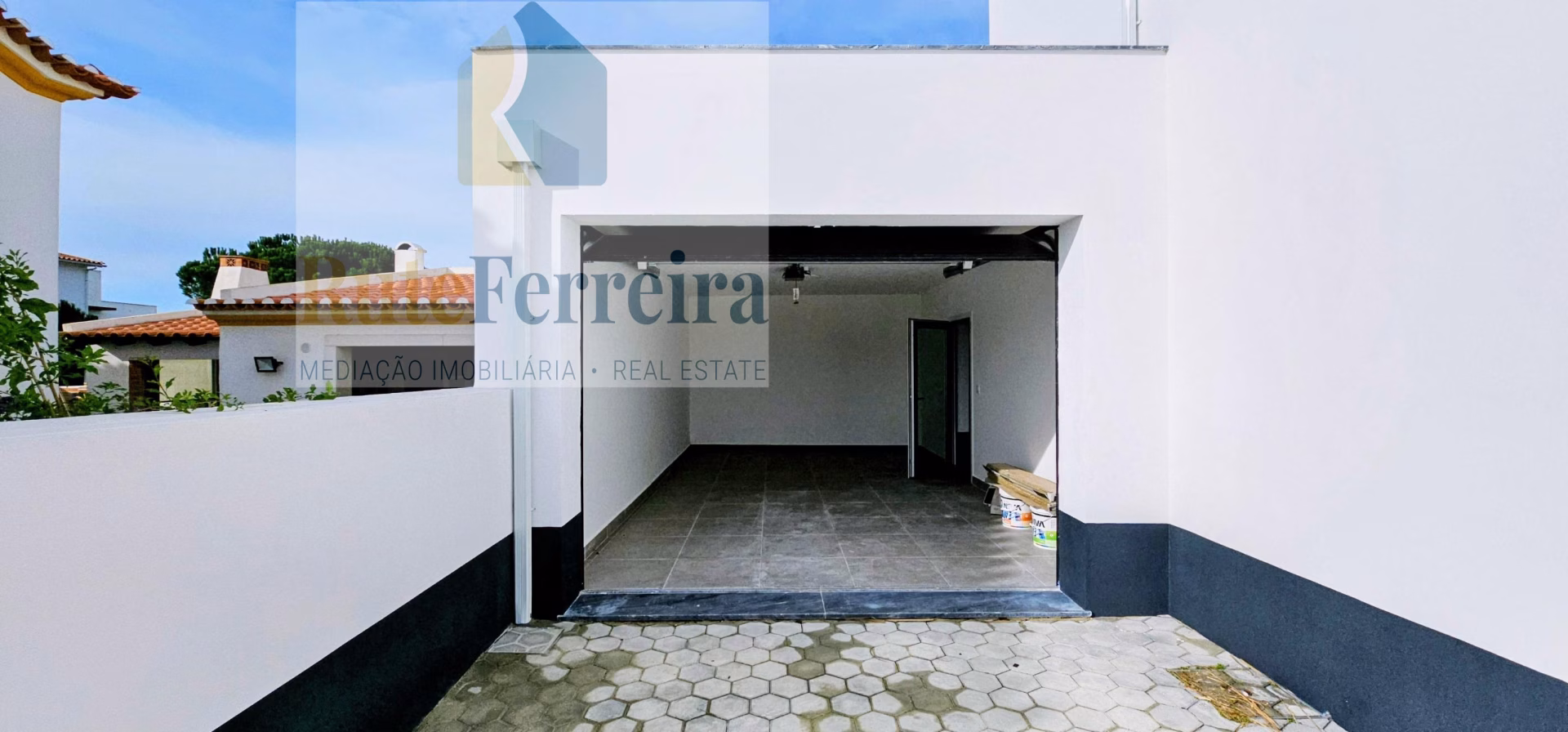 Espetacular Moradia T4 Nova, com Garagem - foto 1