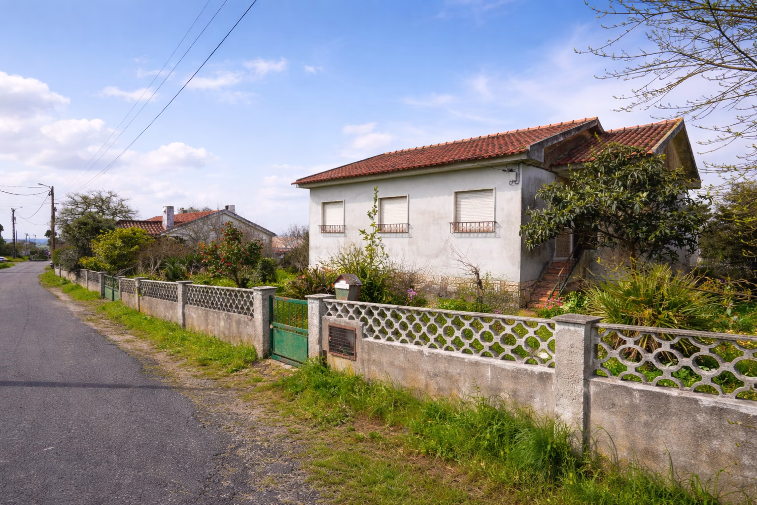 Moradia com amplo terreno próxima a Lisboa - foto 1